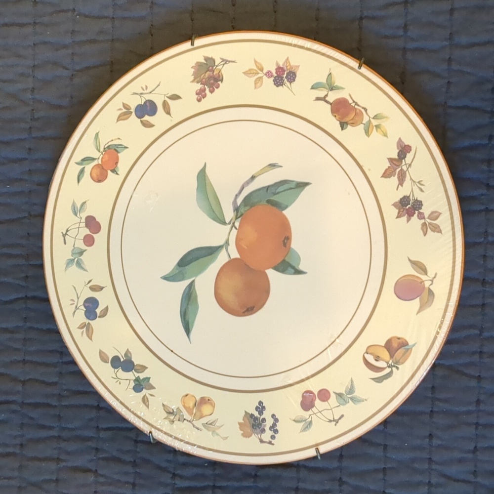 Royal Worcester Evesham Cork Backed Trivet NWT